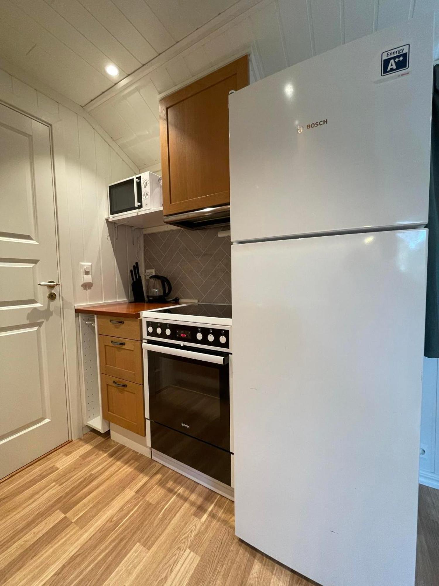 Close To Apartment *